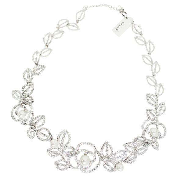 Elegant Rhinestone & Acrylic Pearl Silver Floral Necklace - Picture 2 of 6